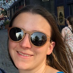 Meet your Posher, Sarah